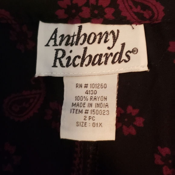 Anthony Richards 2 Piece Women's Long Sleeve and Pant Size 1X Red - Picture 5 of 5